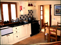 Goldcrest Kitchen - Luxury Self Catering in the Wicklow Mountains